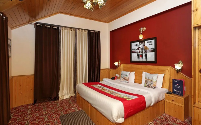 OYO 1837 Hotel Golden Meadows