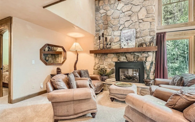Keystone Gulch 1688 5 Bedroom Estate by RedAwning