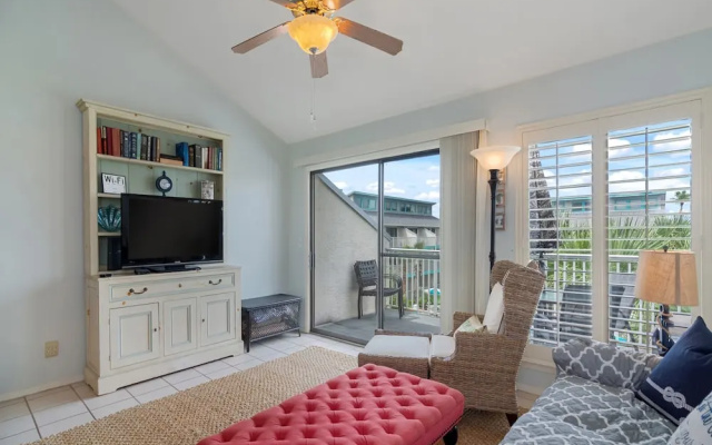 Nautical Watch Condominiums