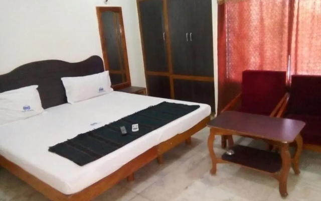 Collection O Poojith Residency