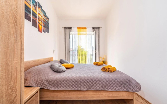 Nice Apartment in Rovanjska With Wifi and 2 Bedrooms