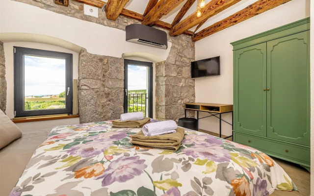 Holiday House Rural Home Frane