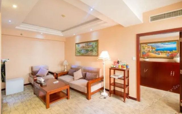 Tailong Business Hotel