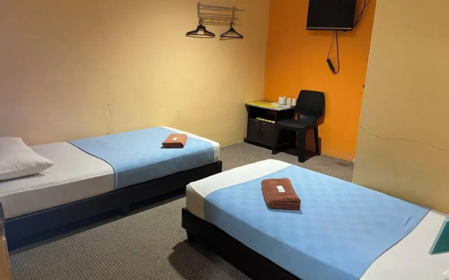 Hotel O De Anjung