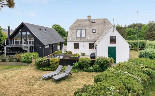 "Eivi" - 150m from the sea in NE Jutland