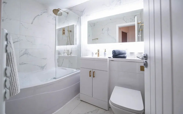 Manhattan Luxury Suites