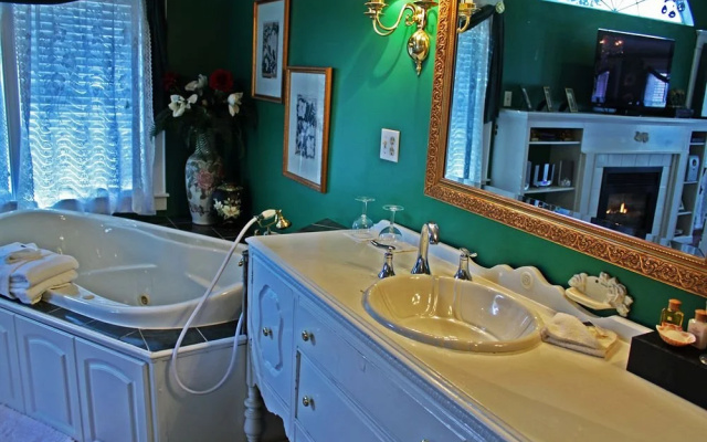 The Arcadian Inn Bed & Breakfast