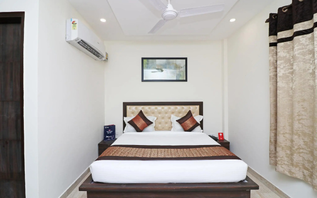 OYO 12764 Grand Inn