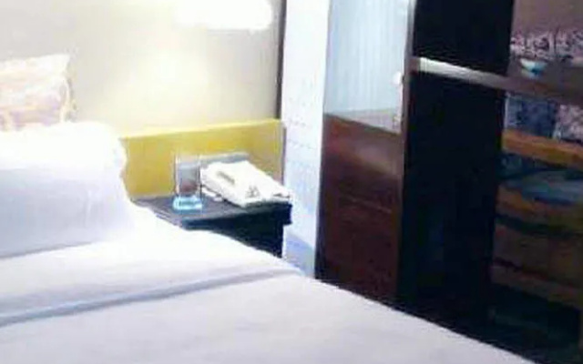 Six Inn Hotel-guangzhou