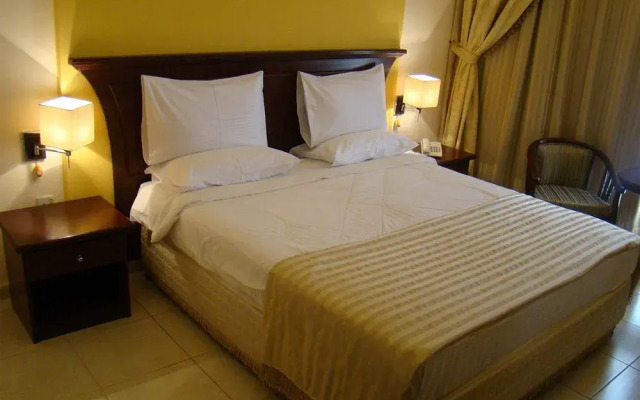 Queen Inn Hotel Apartments