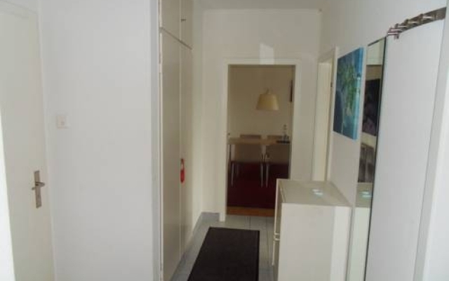 Отель Ema House Serviced Apartments Unterstrass Швейцария, Цюрих - отзывы, цены и фото номеров - забронировать отель Ema House Serviced Apartments Unterstrass онлайн комната для гостей