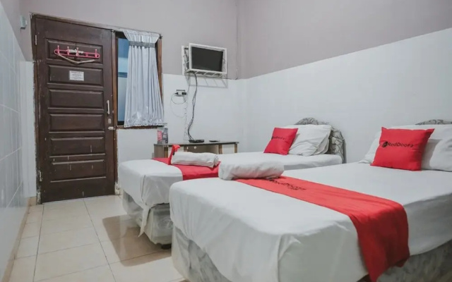 Reddoorz Near Central Plaza Lampung