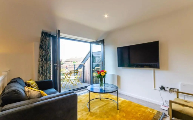 18 St Johns Mews