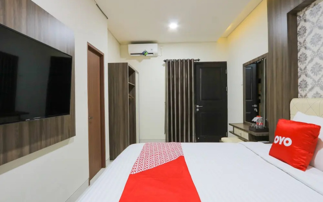 Albanis Family Residence by OYO Rooms