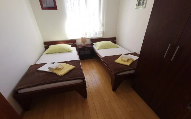Apartment 1 Biba 4 1 pax