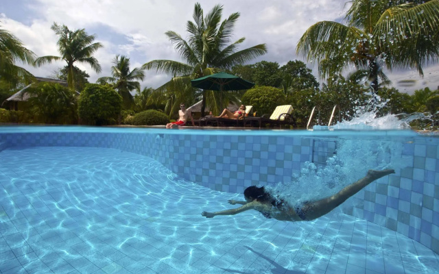 Amontillado Beach & Dive Resort