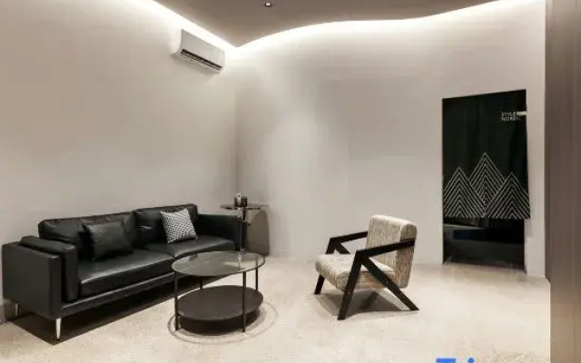 Xiamen Mido Residence Hotel (Gaoqi Airport Banshang Subway Station)