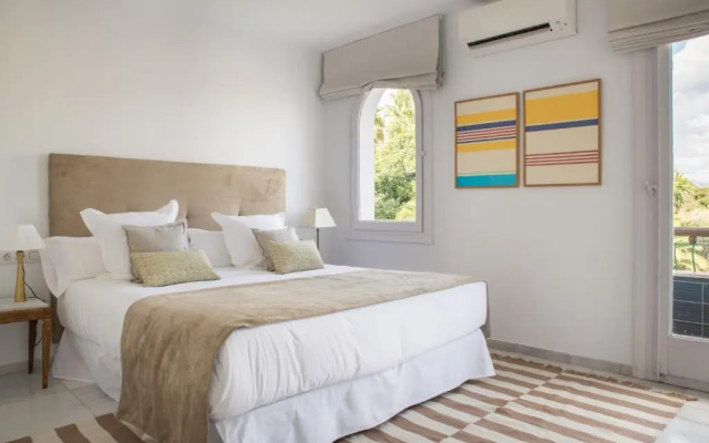 Expo Apartment Golden Mile – 5 min walk to beach