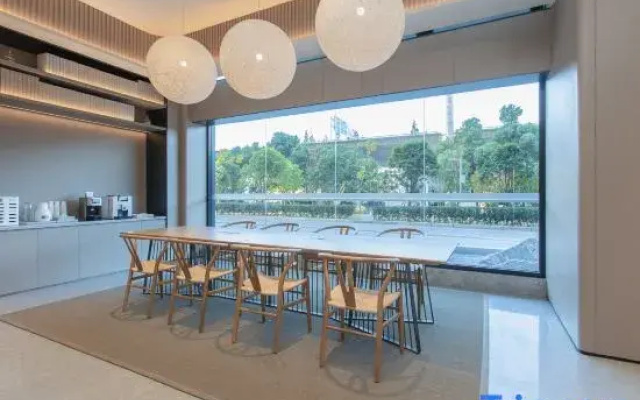 JI Hotel (Wuhan Baishazhou Dadao Zhangjiawan Subway Station)
