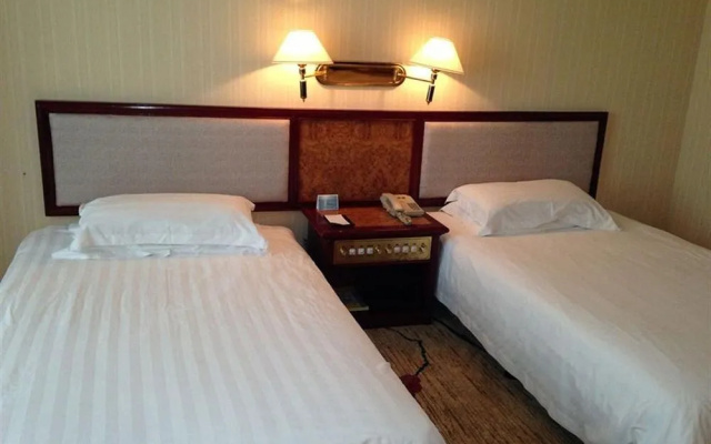 Qi Dong Grand Hotel