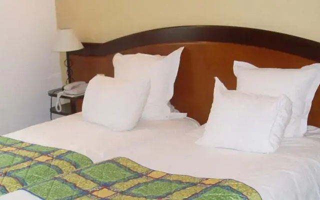 Air Plus Hotel