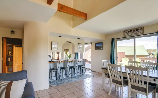 Deck & Fire Pit: Pagosa Springs Home!