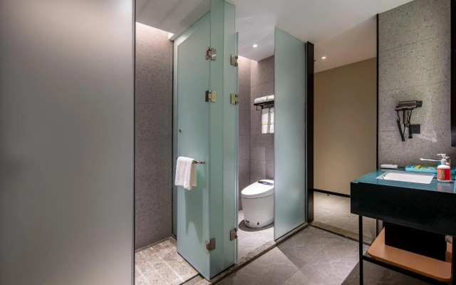 City Comfort Inn Hotel (Zhaoqing Qixingyan Scenic Area Sports Center)