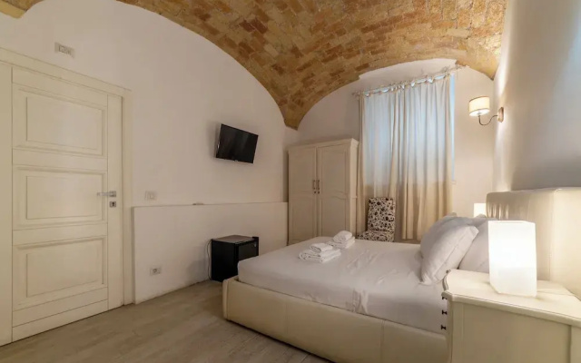 Major 93 Guesthouse