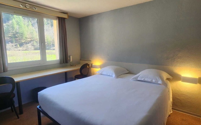 Hotel Le Pont Neuf