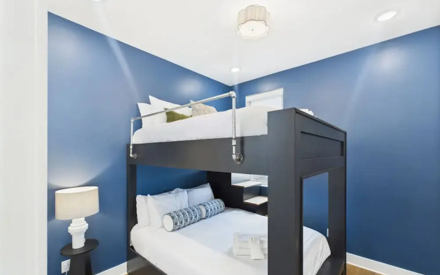Gallatin Retreat-private Balcony-in East Nashville