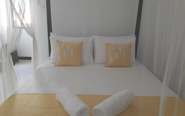 Apna Homestay Apartments