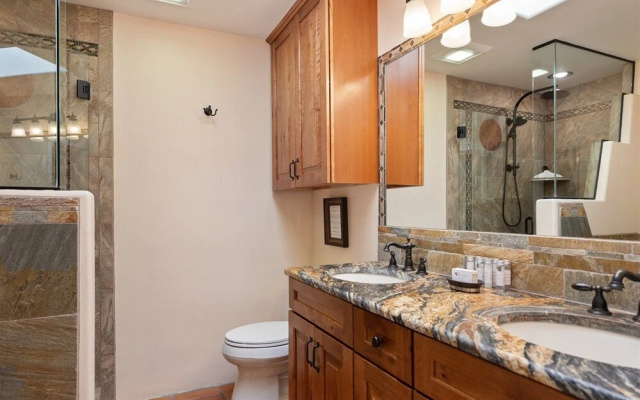 2bd Wisteria