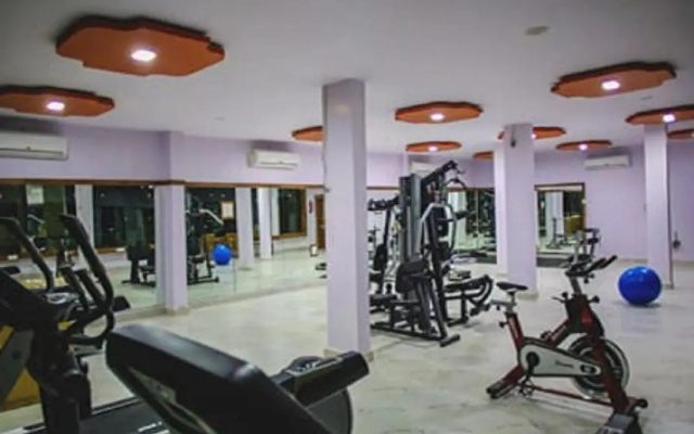 Hotel Saroj Sagar - Sagar