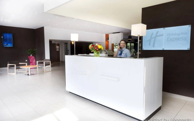 Holiday Inn Marseille Airport by IHG