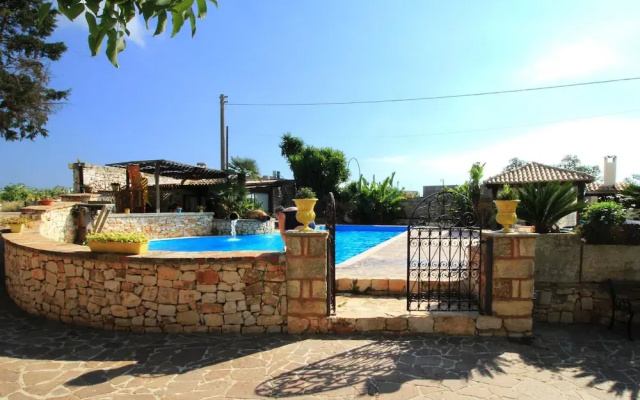 Merlo Trullo con Piscina