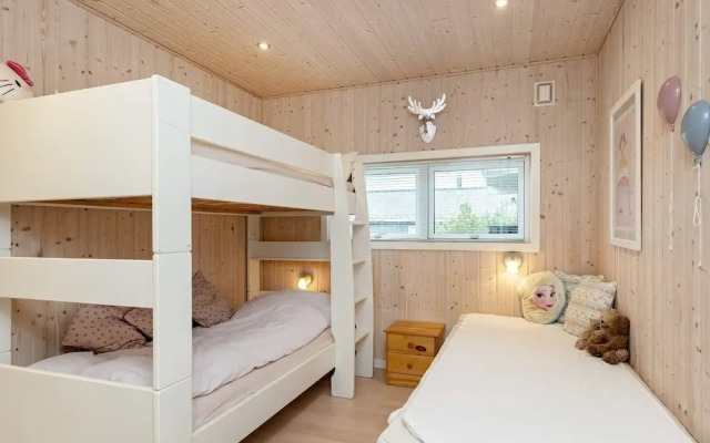 9 Person Holiday Home in Humble