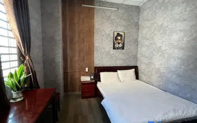 Trung Hau Hotel