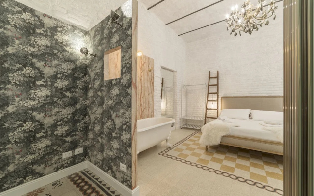 Romantic Vintage Colosseum Apartment