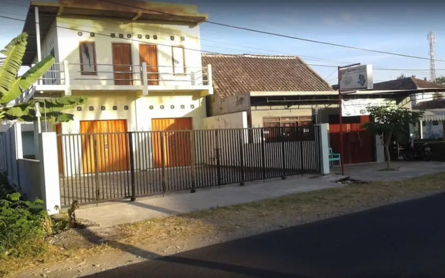 Rumah Singgah Peziarah Ganjuran