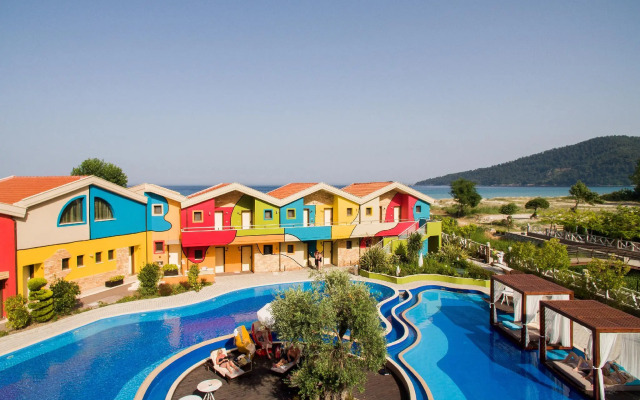 Alexandra Golden Family Innovation Resort