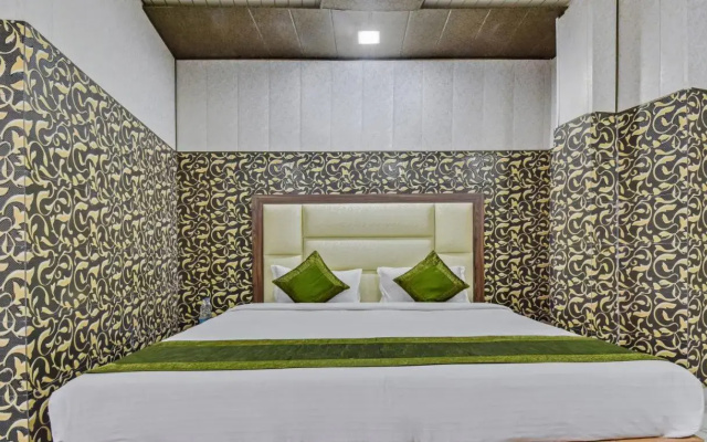 Hotel Smile Inn - 50 Meters from Golden Temple