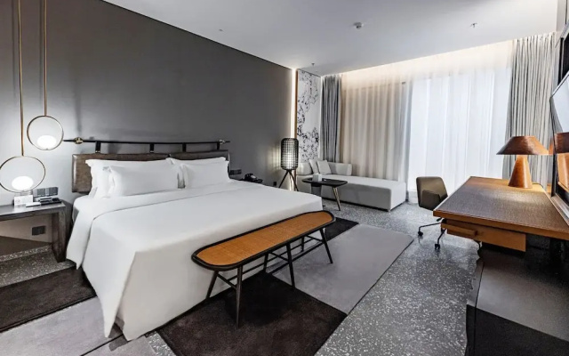 Hui Hotel