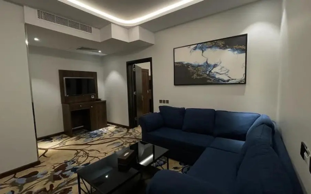 Green Hills Hotel