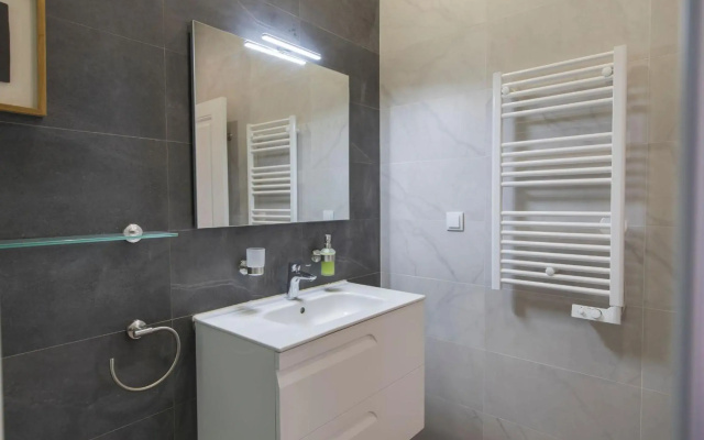 LovelyStay - Comfortable apartment with river views