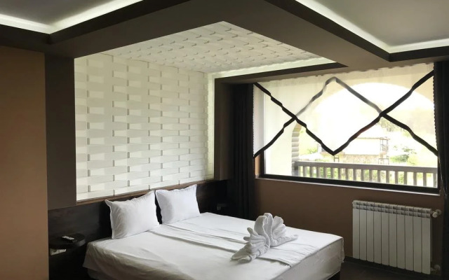 Katalina Holiday Complex