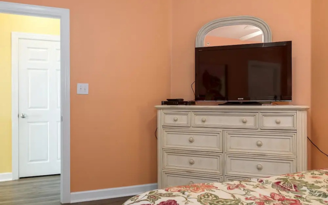 Admirals Quarters #1408