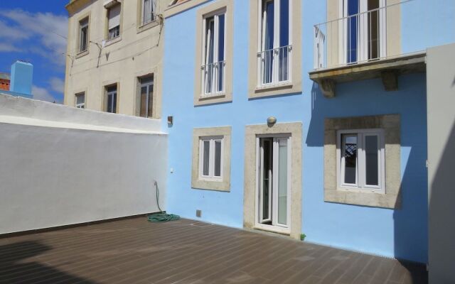 Апартаменты Downtown Boutique Studio & Suites вид на фасад