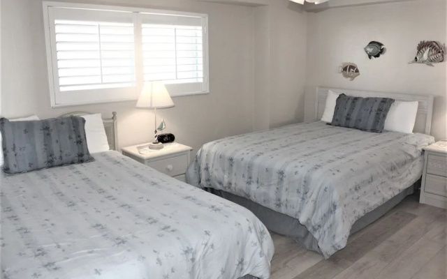 Jamaica Royale 401 - 2 Br Condo