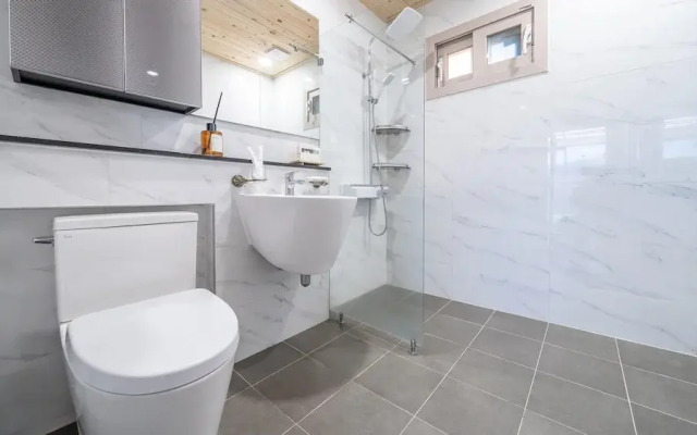 Namhae Eagless Poolvilla Pension