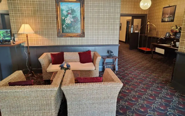Gateway  Motor Inn
